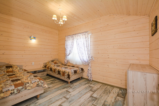 Грибовка, фото номера коттеджи Анна и Лика