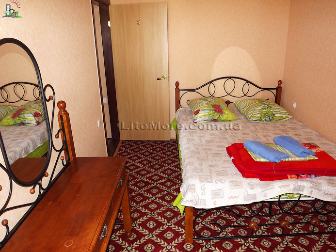 Грибівка база відпочинку Білі роси