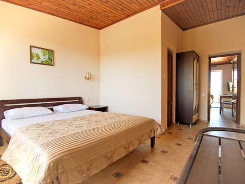 Грибівка готель Овен