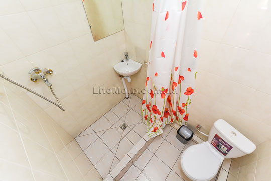 Кароліно-Бугаз пансіонат Одеса готель на березі моря