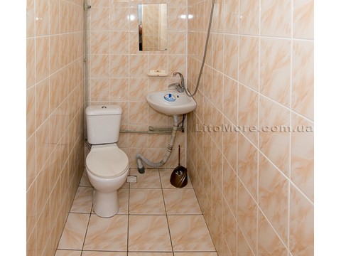 Кароліно-Бугаз недорогий готель Роза вітрів з басейном та сауною