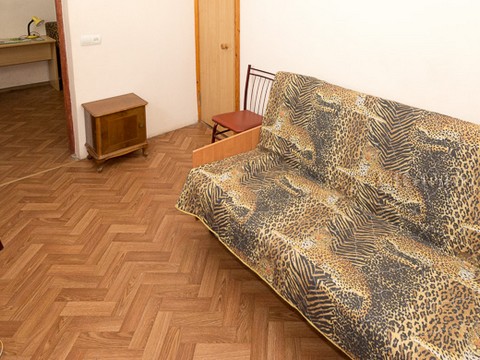 Кароліно-Бугаз недорогий готель Роза вітрів з басейном та сауною