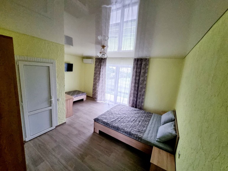 Курортне готель біля моря Катрін