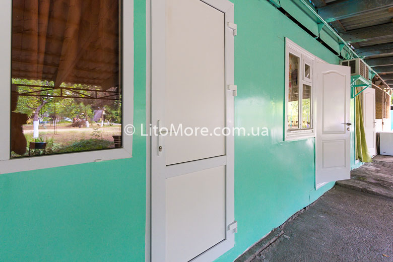 Курортне база відпочинку Приморська