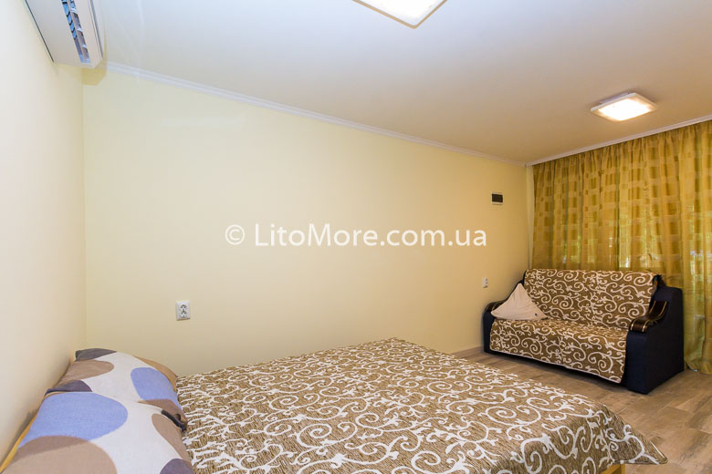 Курортное база отдыха Приморская возле моря