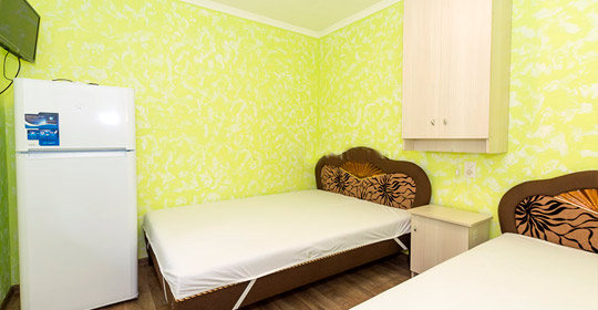 Лебедевка, базы отдыха, фото