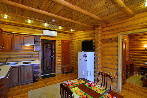 Грибівка, база відпочинку, фото номери