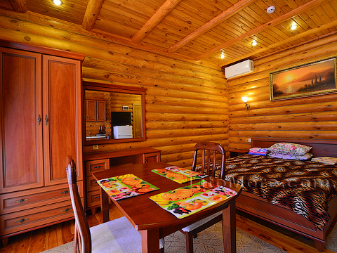 Грибівка, база відпочинку, фото номери