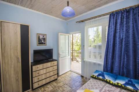 Кароліно-Бугаз міні-готель з кухнею харчуванням Олександрівська садиба