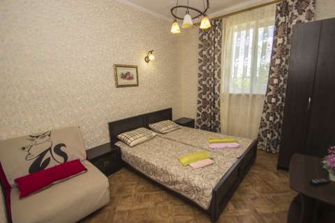 Кароліно-Бугаз міні-готель з кухнею харчуванням Олександрівська садиба