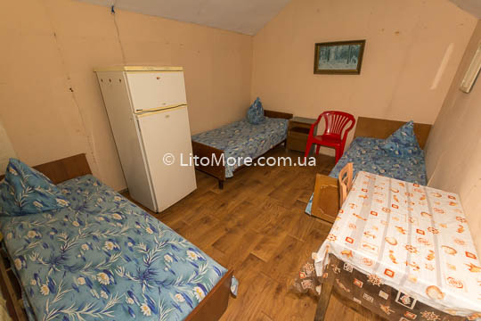 Приморське база відпочинку Колос