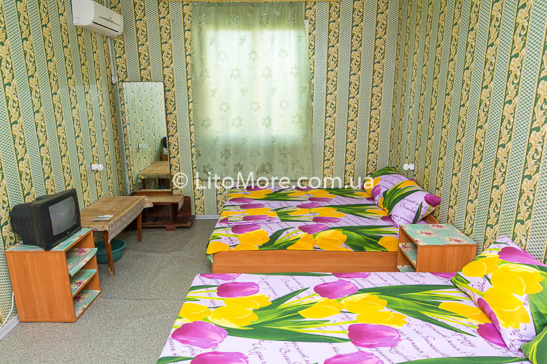 Приморське база відпочинку Лагуна