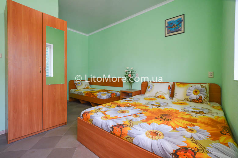 Приморське база відпочинку Лагуна