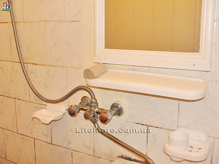 Приморське база відпочинку Металіст