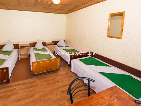 Приморське база відпочинку Металіст