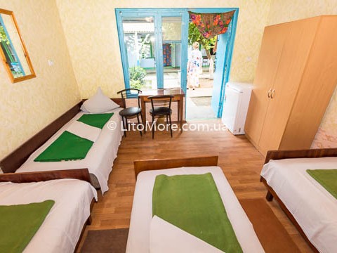 Приморське база відпочинку Металіст