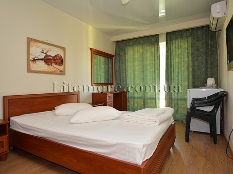 Арабатская стрелка, база отдыха, фото номера