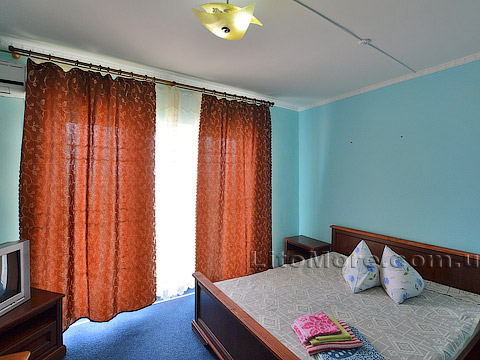 Затока, фото номера базы отдыха Ветерок