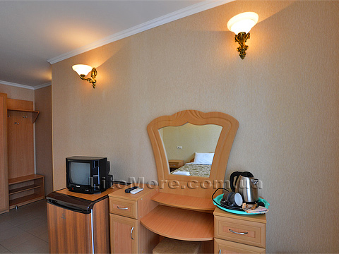 Грибівка, база відпочинку Югами, фото номера