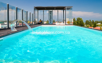 Затока готель з басейном житло біля моря