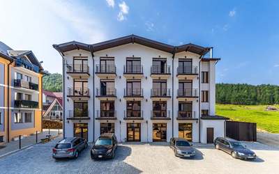 Житло в Буковелі апартаменти з кухнею готель Гарда