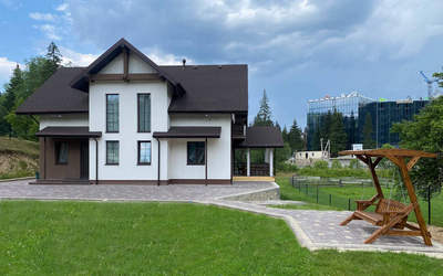 Поляниця житло біля підйомника зняти котедж в Буковелі