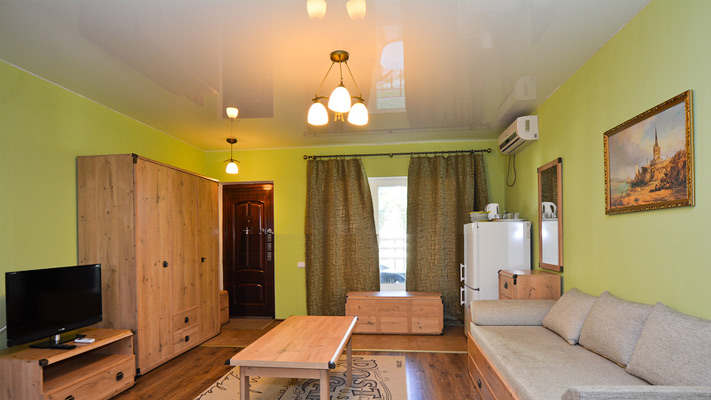 Робинзон, Генгорка, Отдых в Украине