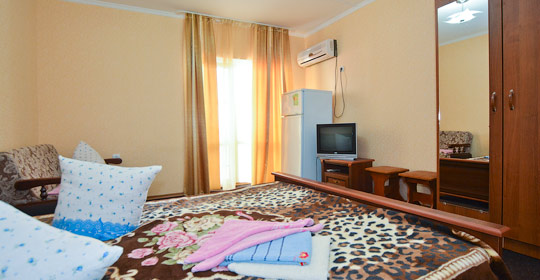 Затока базы отдыха первая линия, Отдых в Украине