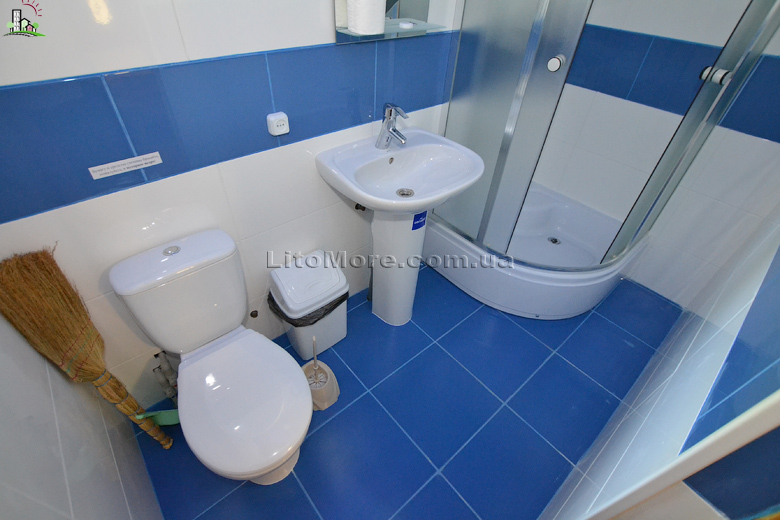 Затока житло біля моря Карпати