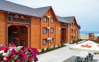 Грибівка фото бази відпочинку Панама Сіті